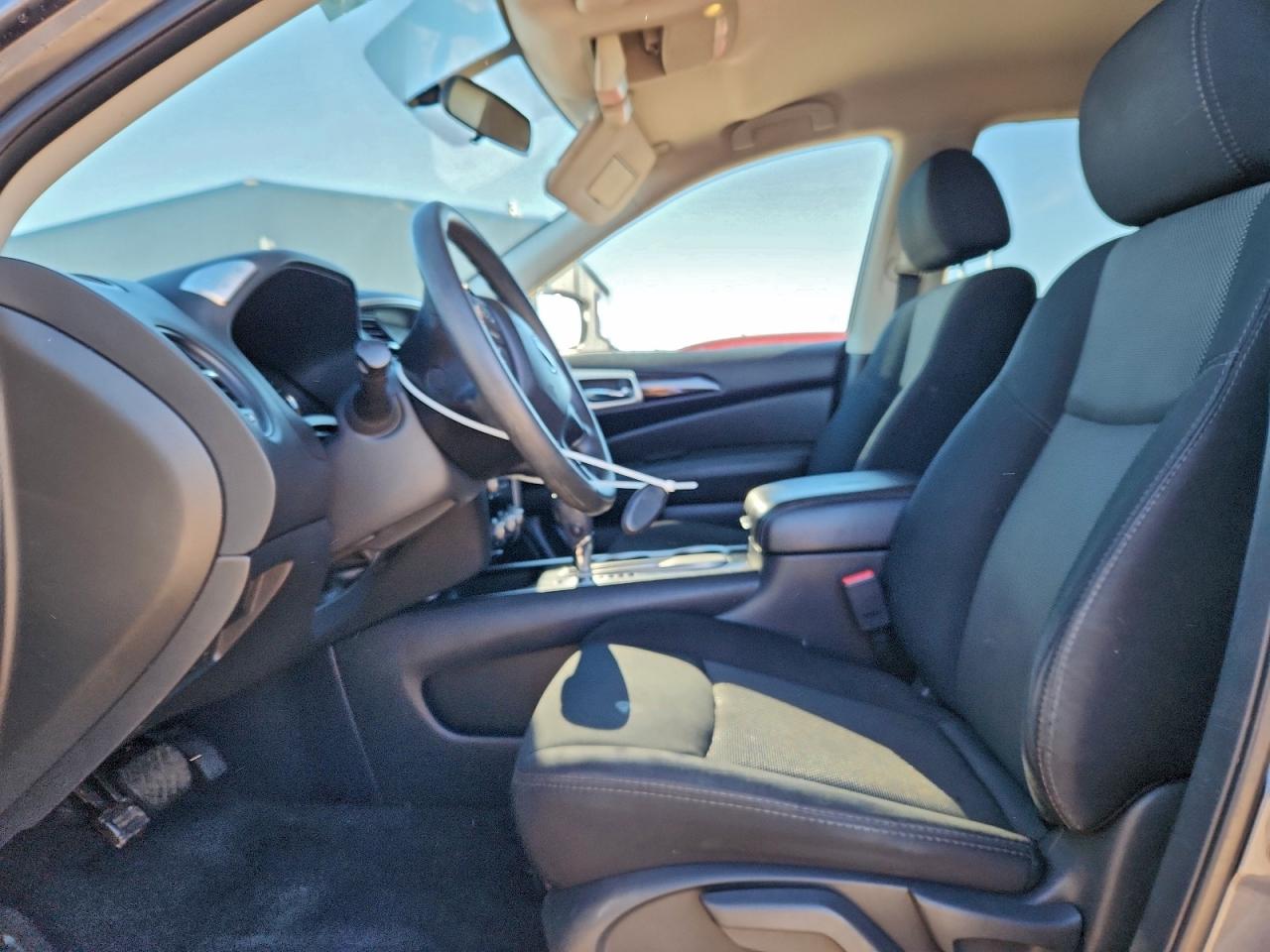 2018 Nissan Pathfinder S VIN: 5N1DR2MN0JC659765 Lot: 94076905