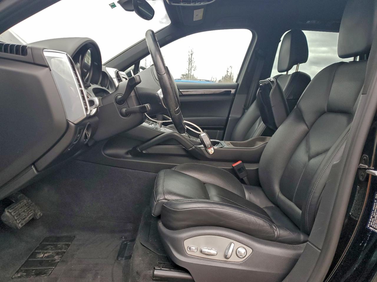 2014 Porsche Cayenne VIN: WP1AF2A27ELA49098 Lot: 94094375