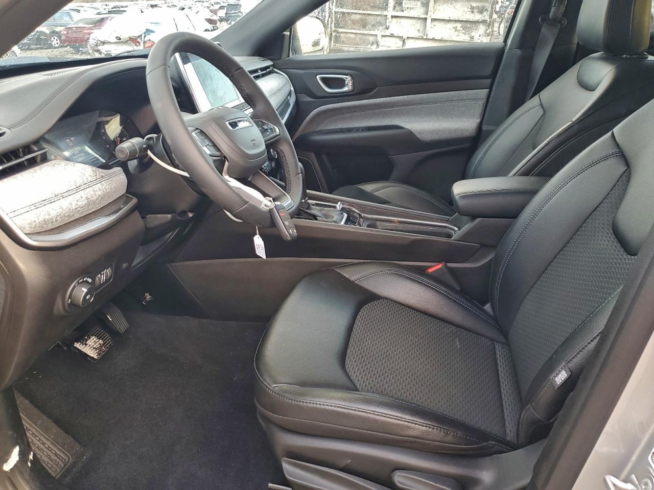 2025 Jeep Compass Latitude VIN: 3C4NJDBN0ST534057 Lot: 94305105