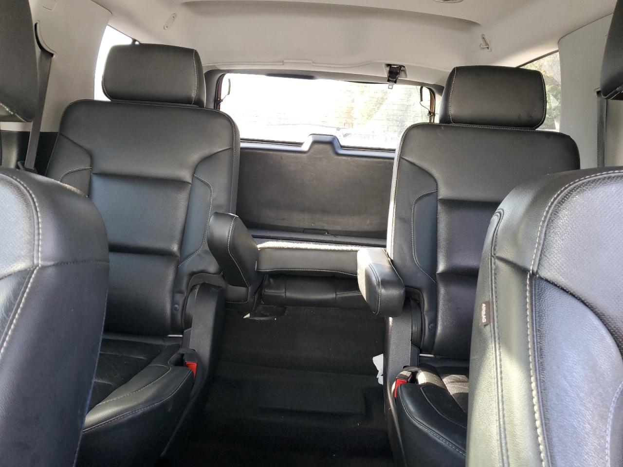 2018 Chevrolet Tahoe C1500 Premier VIN: 1GNSCCKC8JR336458 Lot: 91878105