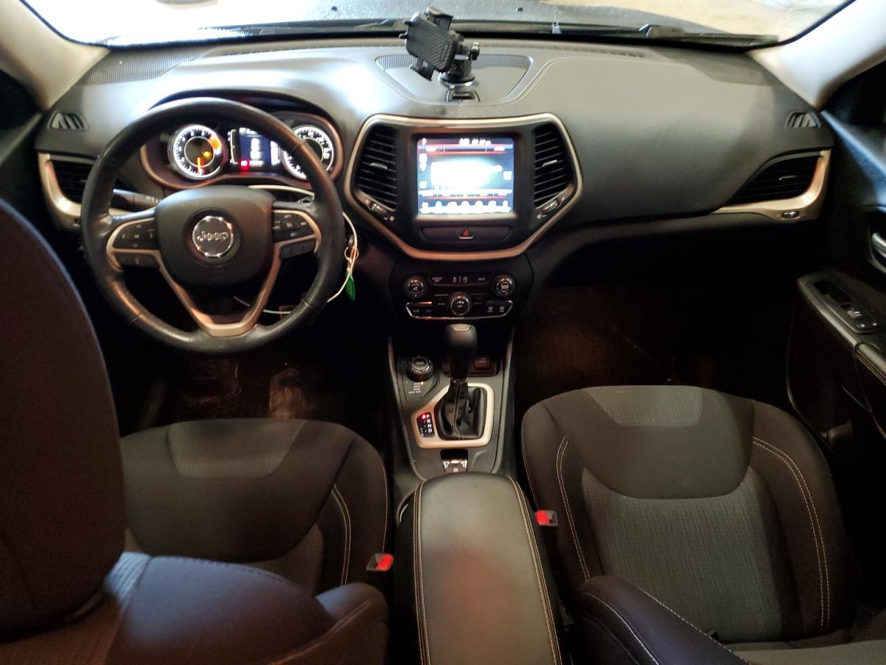 2016 Jeep Cherokee Latitude VIN: 1C4PJMCS7GW327888 Lot: 91887185