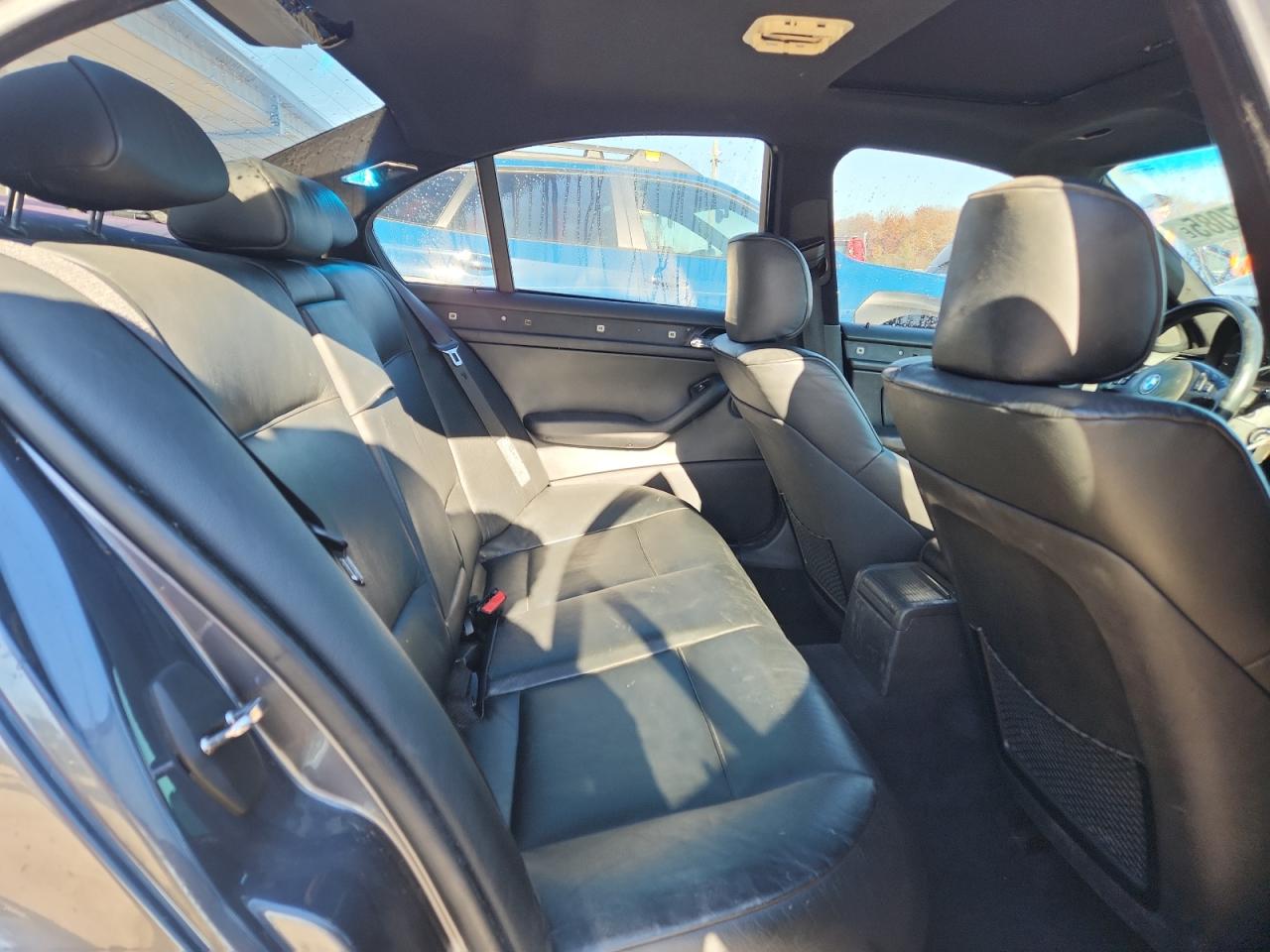 2003 BMW 325 Xi VIN: WBAEU33463PM53753 Lot: 93117085