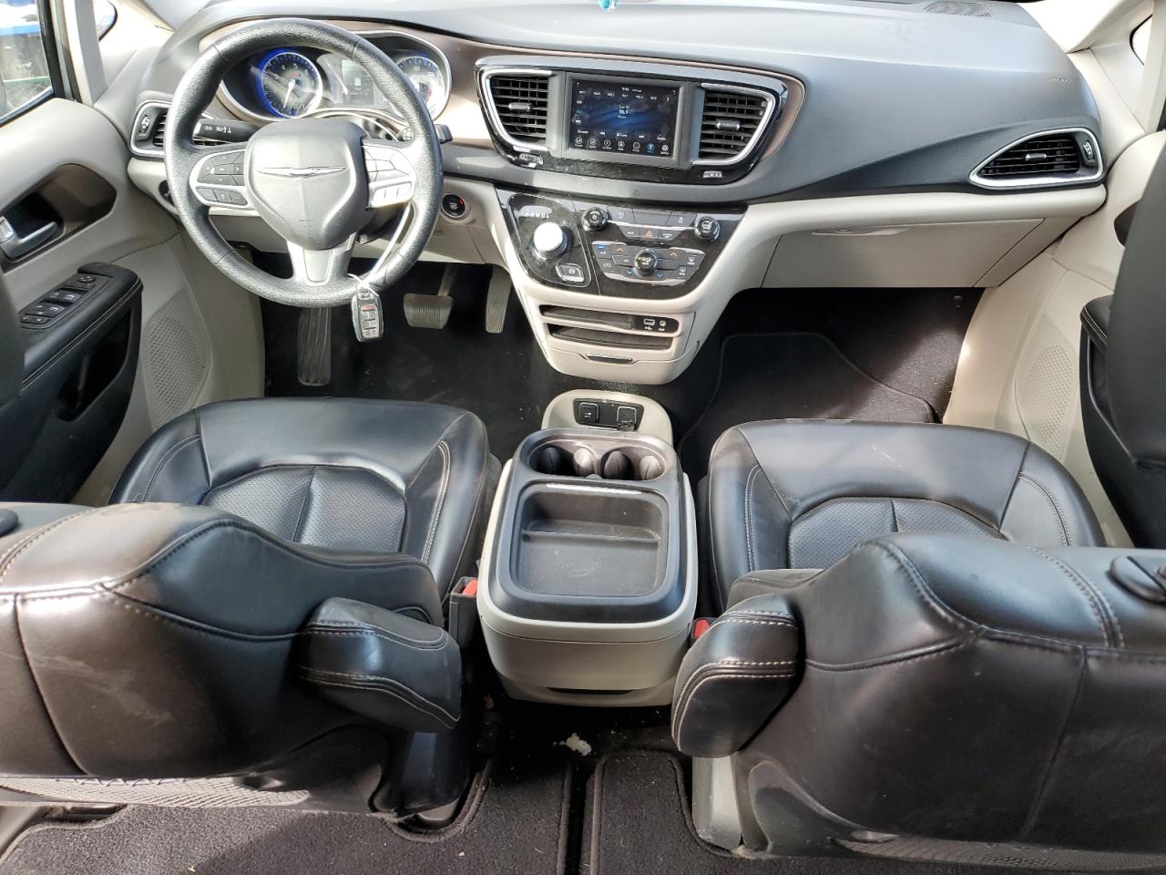 2020 Chrysler Voyager Lxi VIN: 2C4RC1DGXLR151563 Lot: 82728485