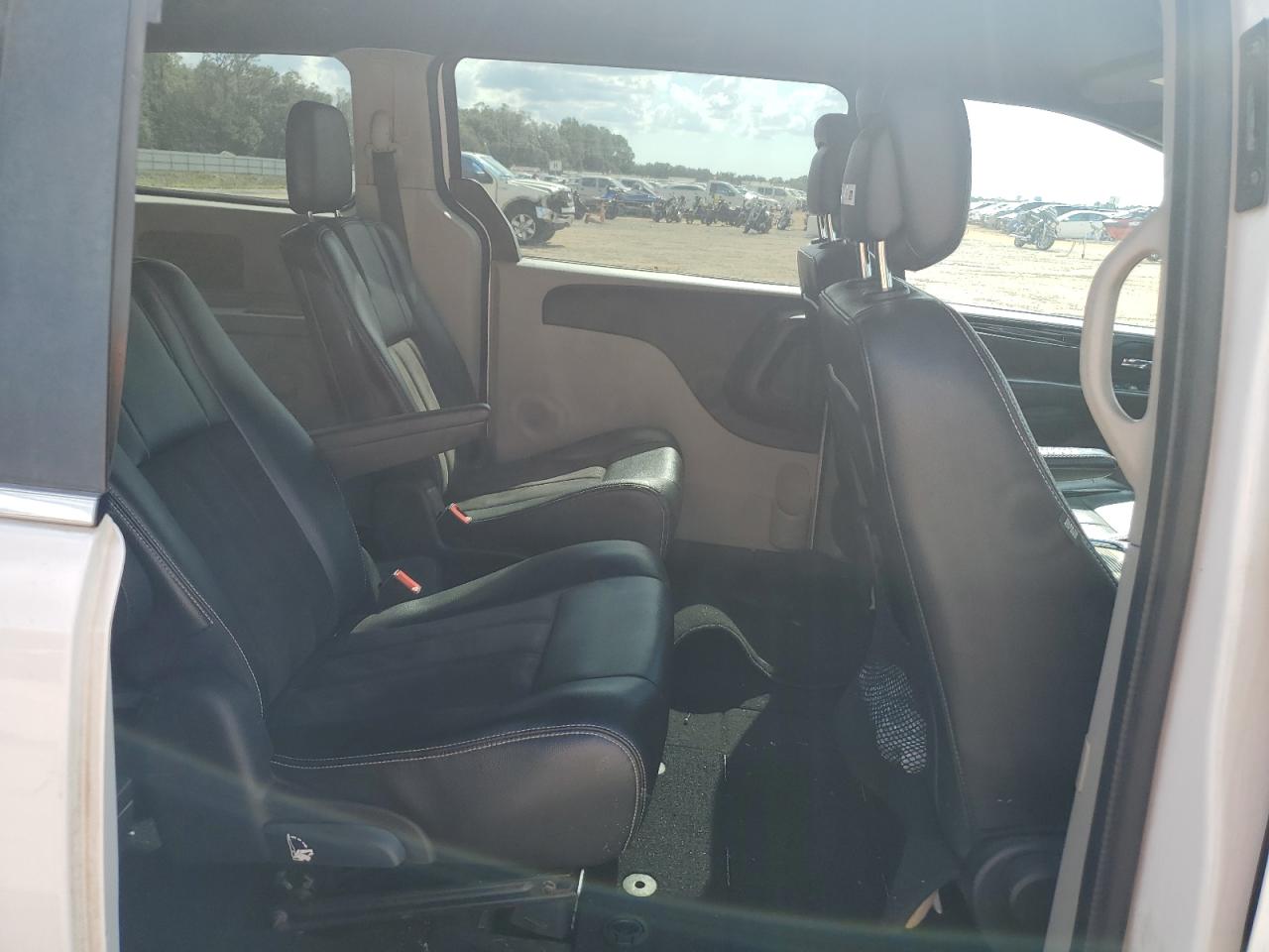 2019 Dodge Grand Caravan Sxt VIN: 2C4RDGCG1KR693473 Lot: 92796875