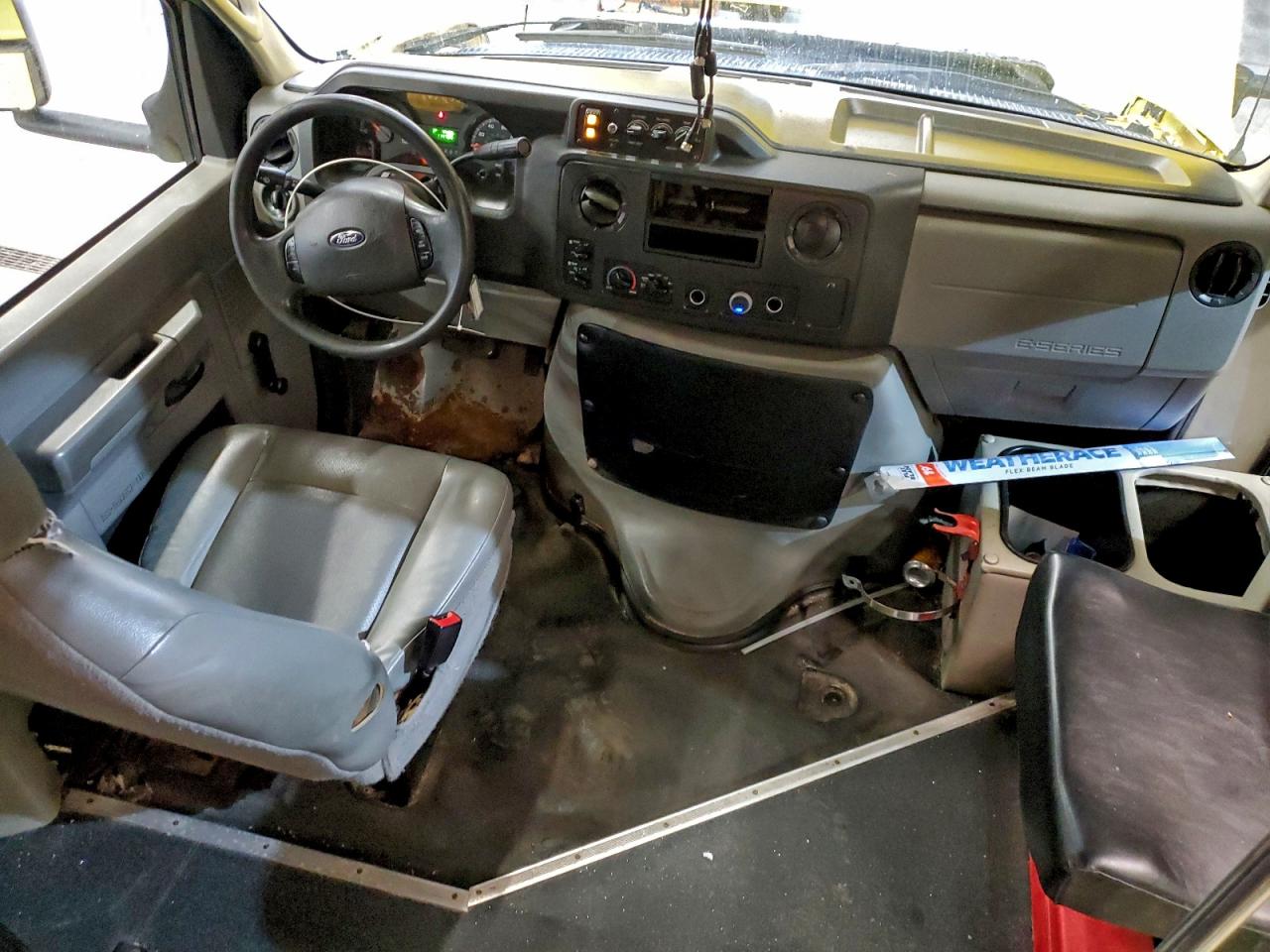 2019 Ford Econoline E450 Super Duty Cutaway Van VIN: 1FDFE4FS7KDC46031 Lot: 81518675