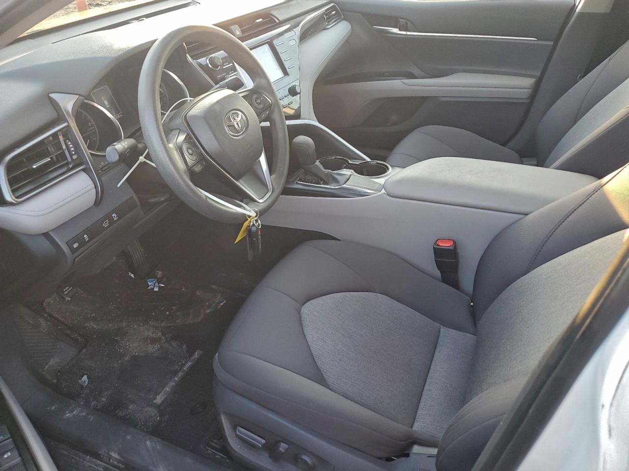 2020 Toyota Camry Le VIN: 4T1L11AK5LU910249 Lot: 94523475