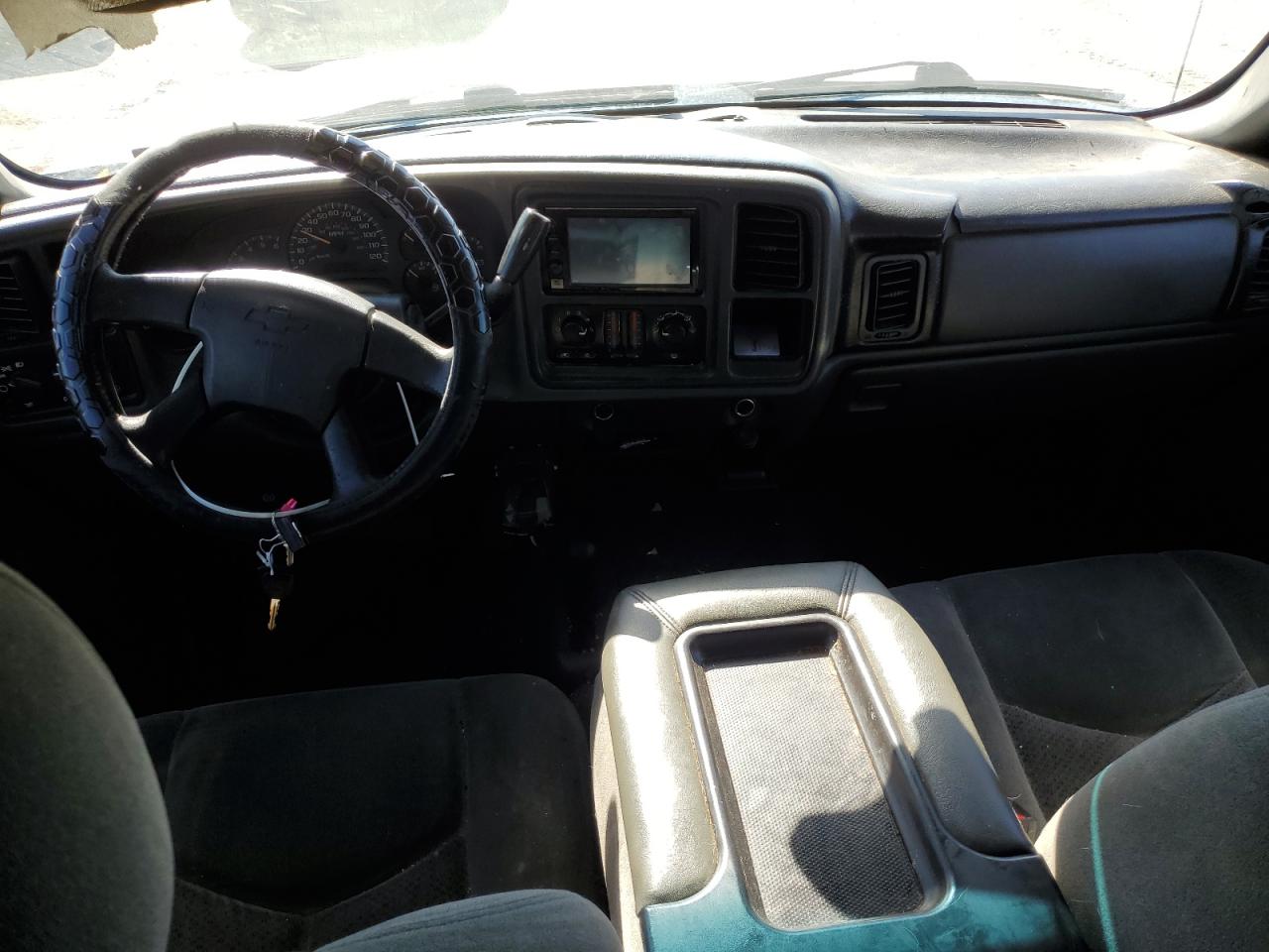 2004 Chevrolet Silverado K2500 Heavy Duty VIN: 1GCHK23U84F102821 Lot: 91680675