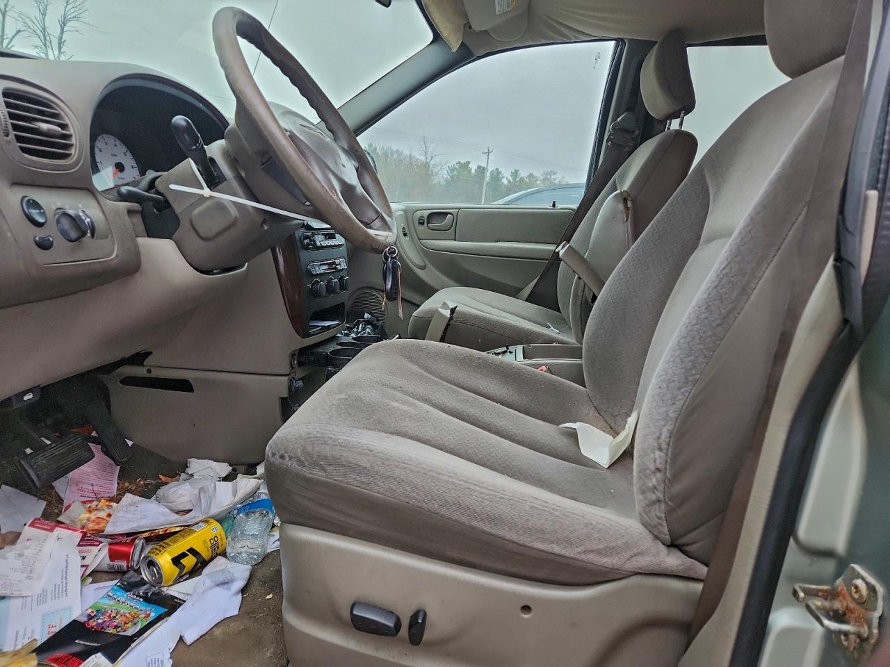 2003 Chrysler Town & Country Lx VIN: 2C4GP44L73R195756 Lot: 94361225