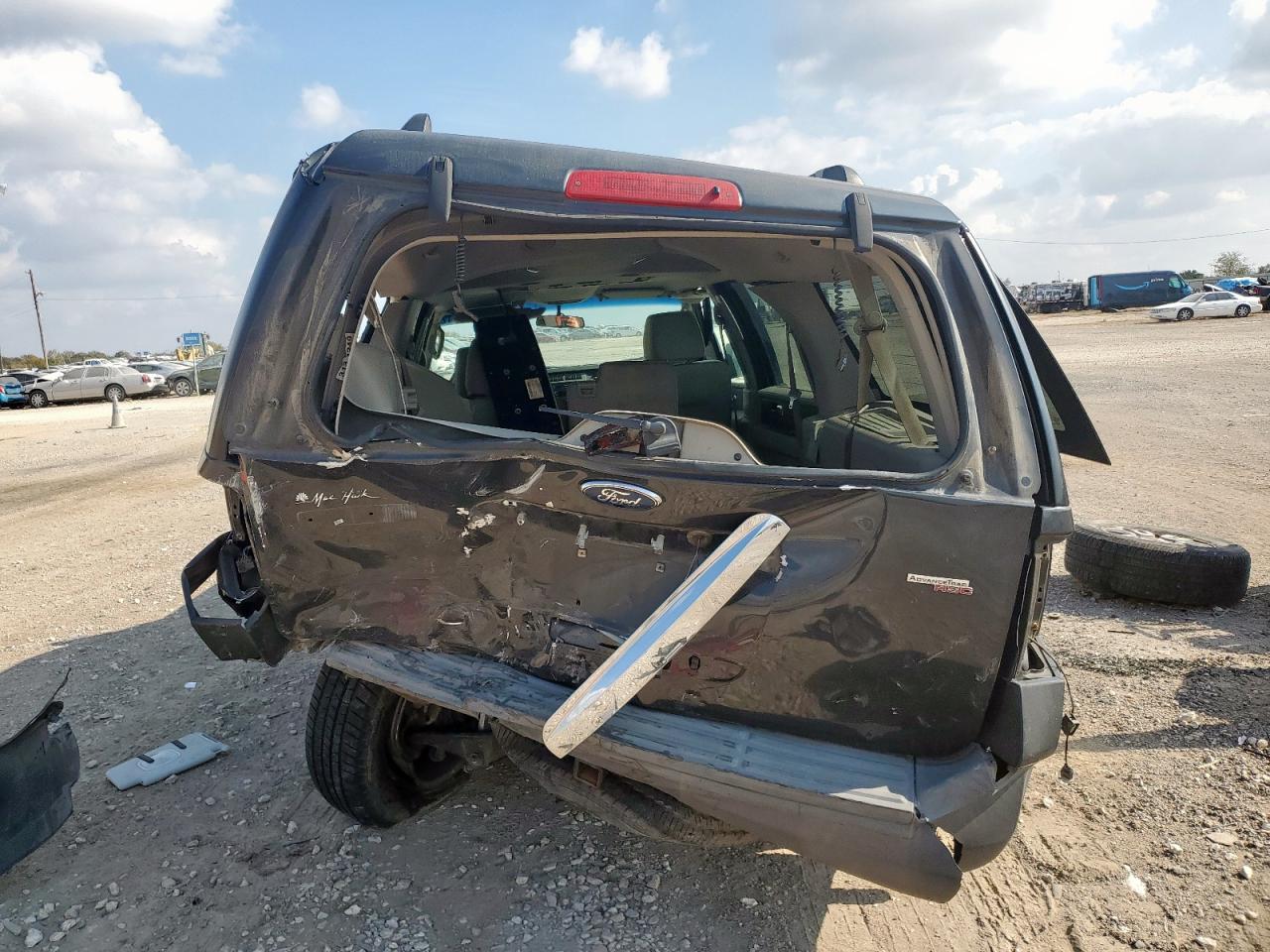 2007 Ford Expedition El Xlt VIN: 1FMFK15537LA22612 Lot: 93537725