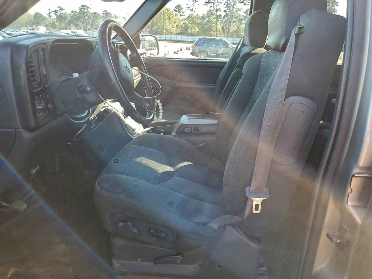 2002 Chevrolet Avalanche C1500 VIN: 3GNEC13T92G105649 Lot: 93955945