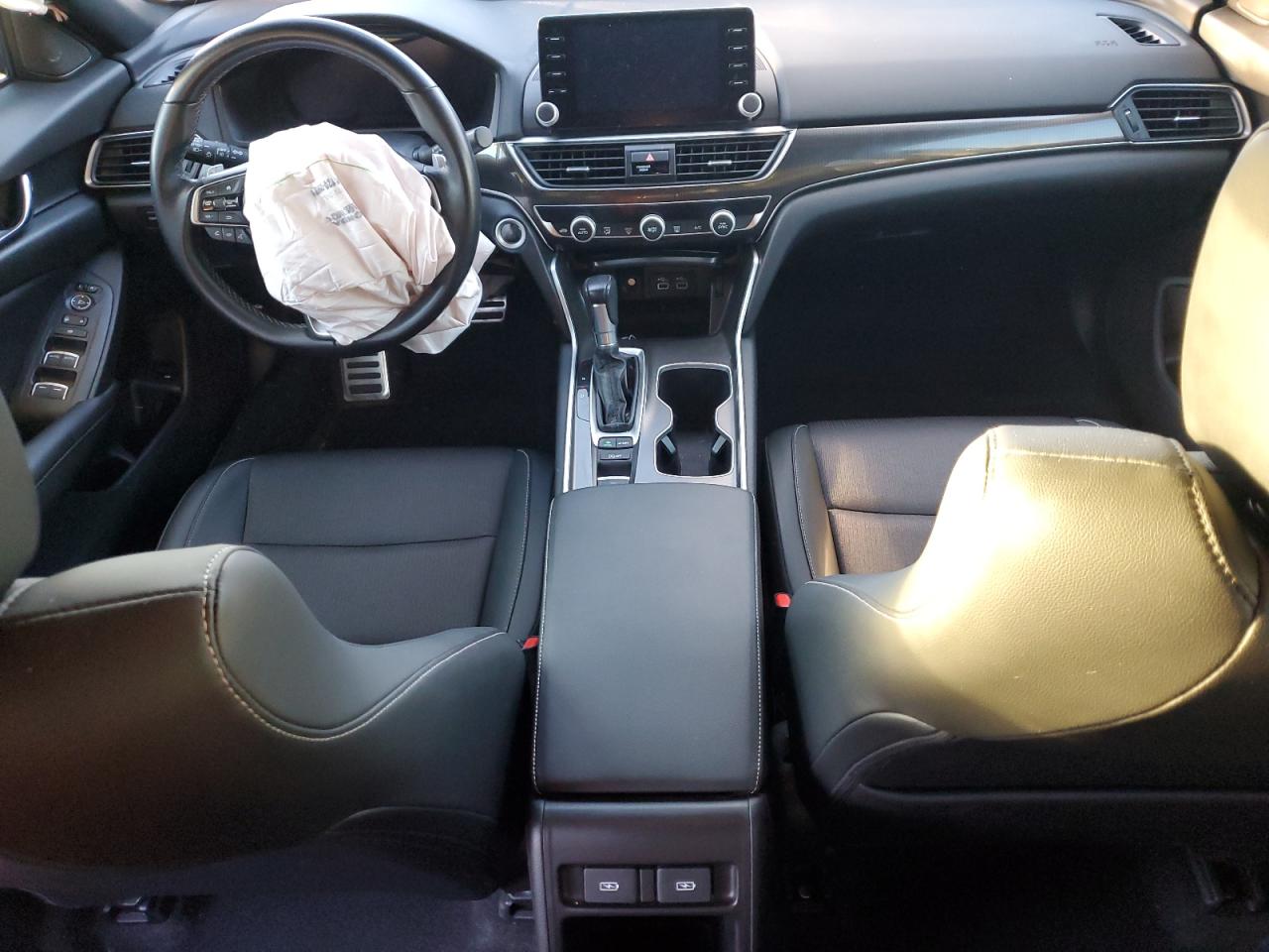 2022 Honda Accord Sport VIN: 1HGCV1F36NA100077 Lot: 93239655