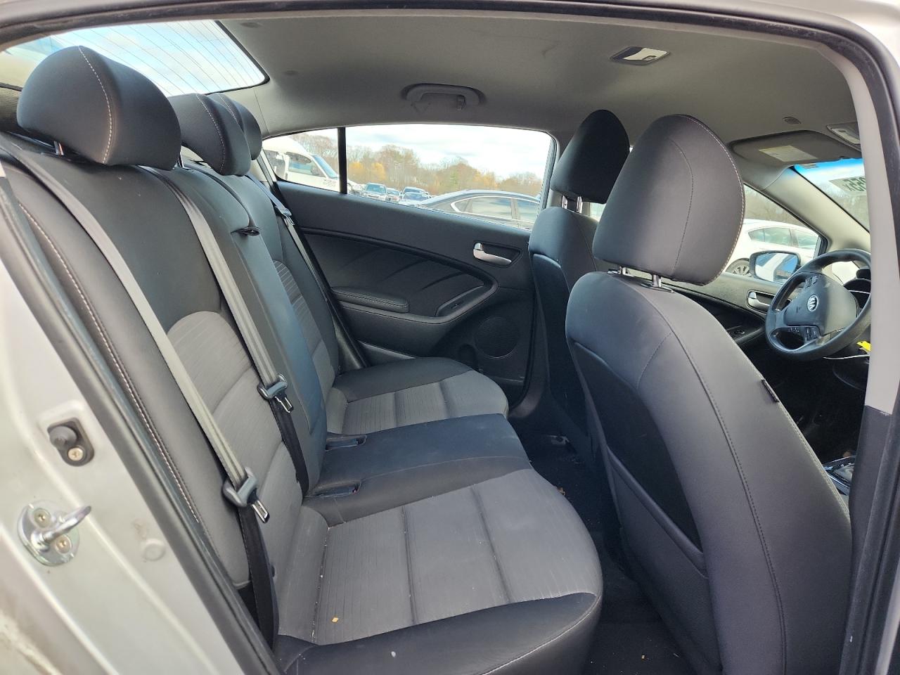 2017 Kia Forte Lx VIN: 3KPFL4A79HE087128 Lot: 92698255