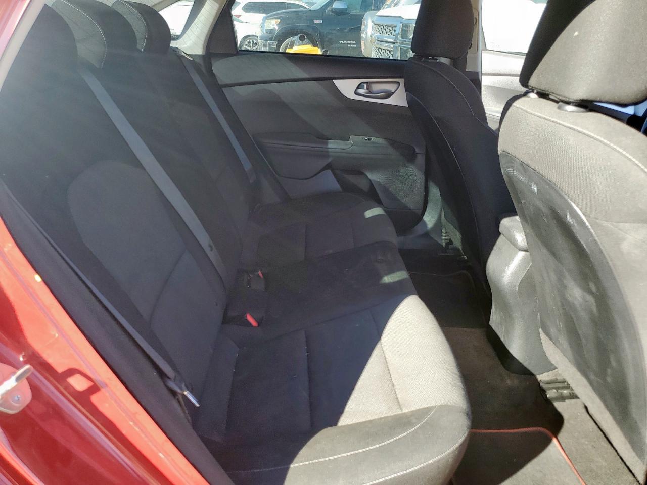 2024 Kia Forte Lx VIN: 3KPF24AD7RE704598 Lot: 90678085