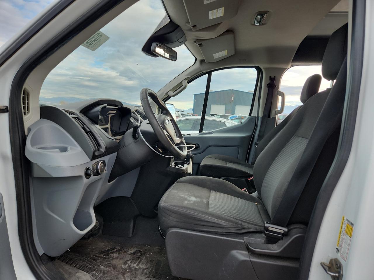 2017 Ford Transit T-250 VIN: 1FTYR1YM8HKA91704 Lot: 93442065