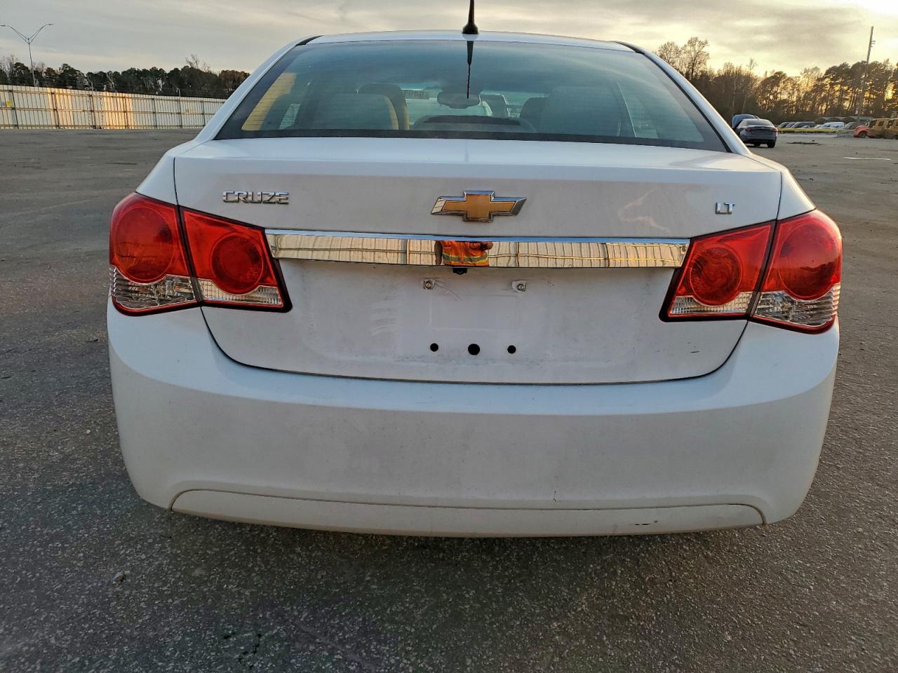 2014 Chevrolet Cruze Lt VIN: 1G1PC5SB9E7103698 Lot: 94912345