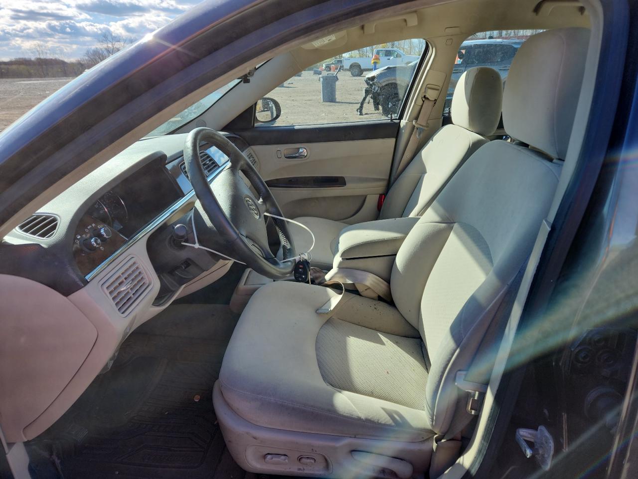 2008 Buick Lacrosse Cx VIN: 2G4WC582581134891 Lot: 92949925