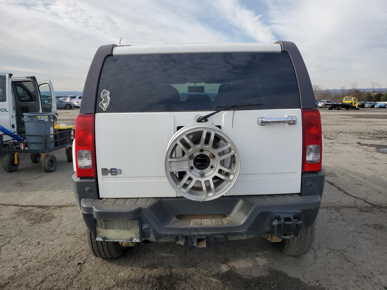2008 Hummer H3 VIN: 5GTEN13E788122431 Lot: 93894975