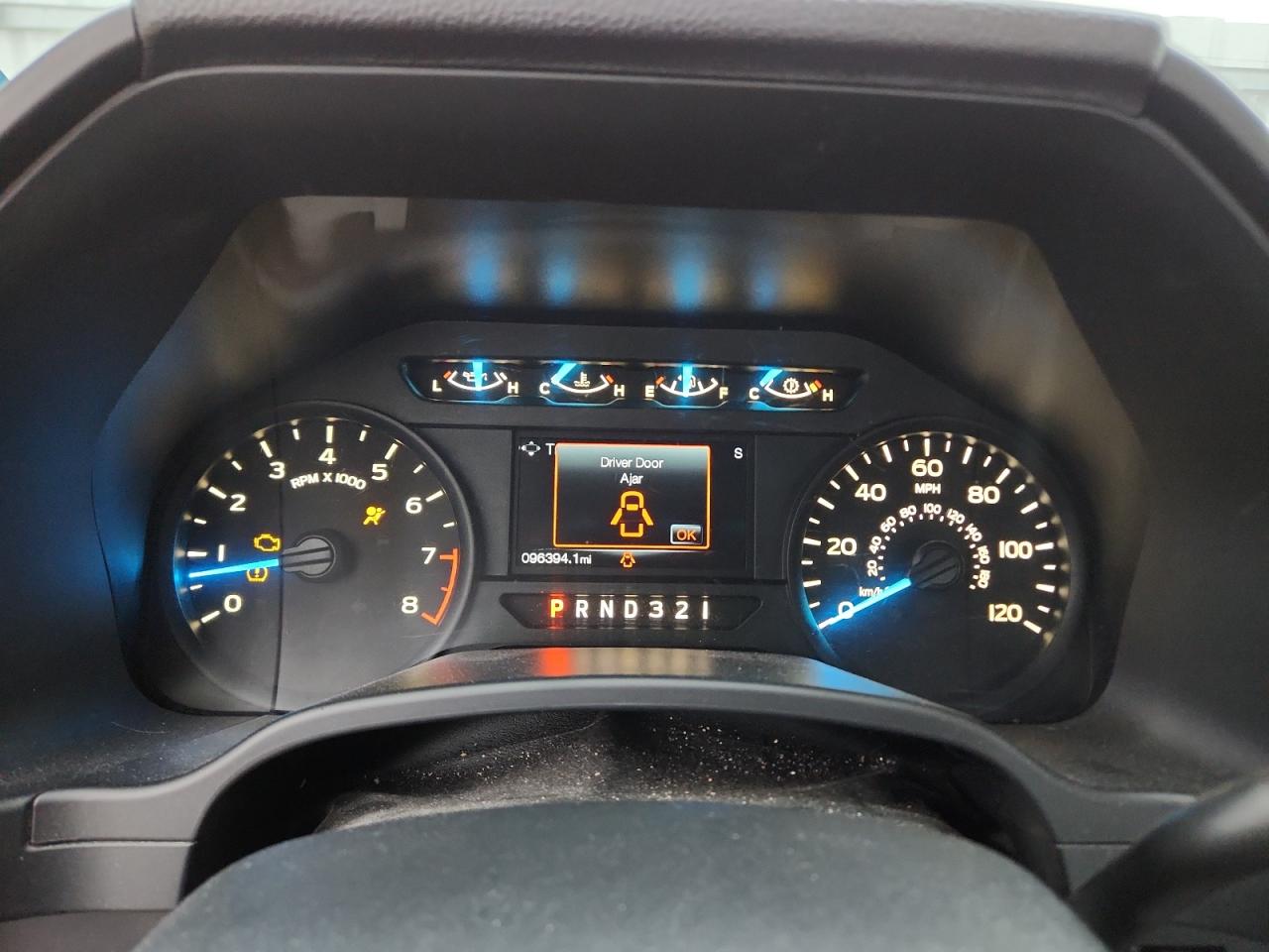 2017 Ford F150 VIN: 1FTMF1C81HKE50313 Lot: 92701715