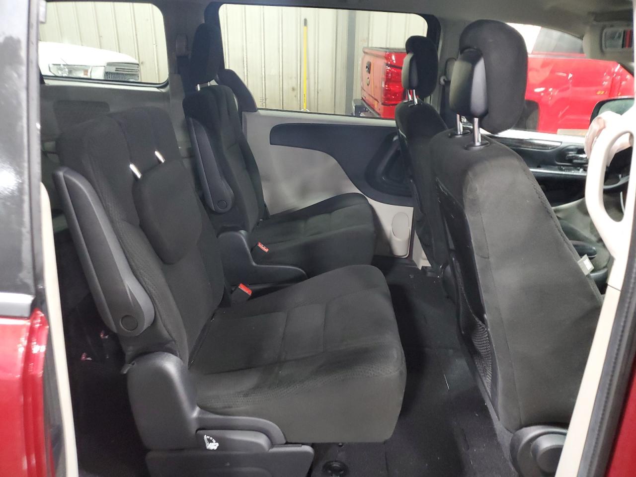 2015 Dodge Grand Caravan Se VIN: 2C4RDGBG1FR703698 Lot: 92820965