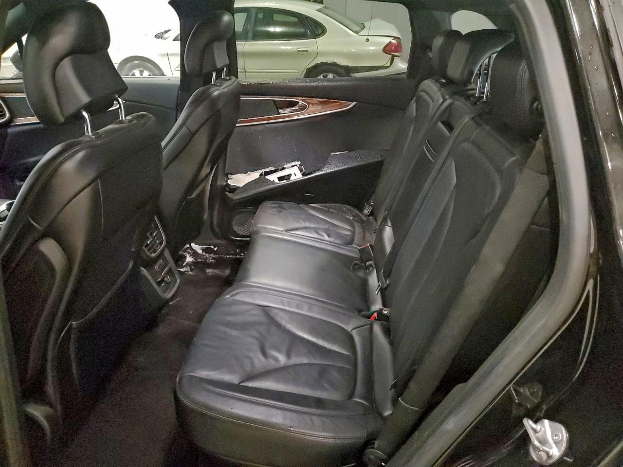 2016 Lincoln Mkx Reserve VIN: 2LMPJ8LR7GBL71203 Lot: 93613575