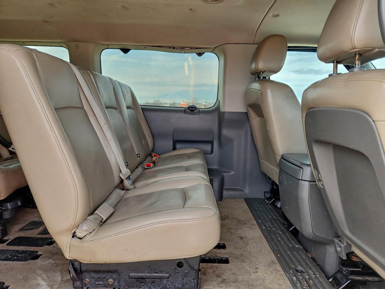 2015 Nissan Nv 3500 S VIN: 5BZAF0AA2FN852954 Lot: 94103515