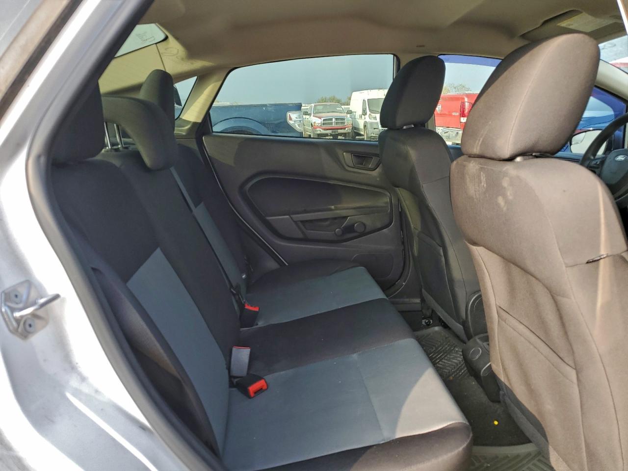 2015 Ford Fiesta S VIN: 3FADP4AJ8FM161459 Lot: 94056265