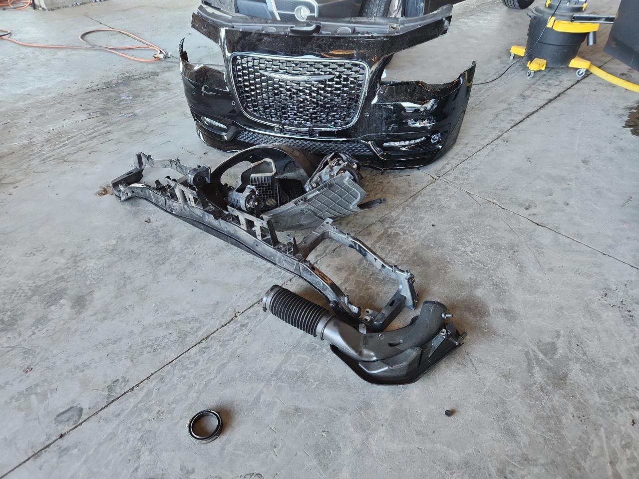 2023 Chrysler 300 Touring L VIN: 2C3CCADG3PH628338 Lot: 82765345