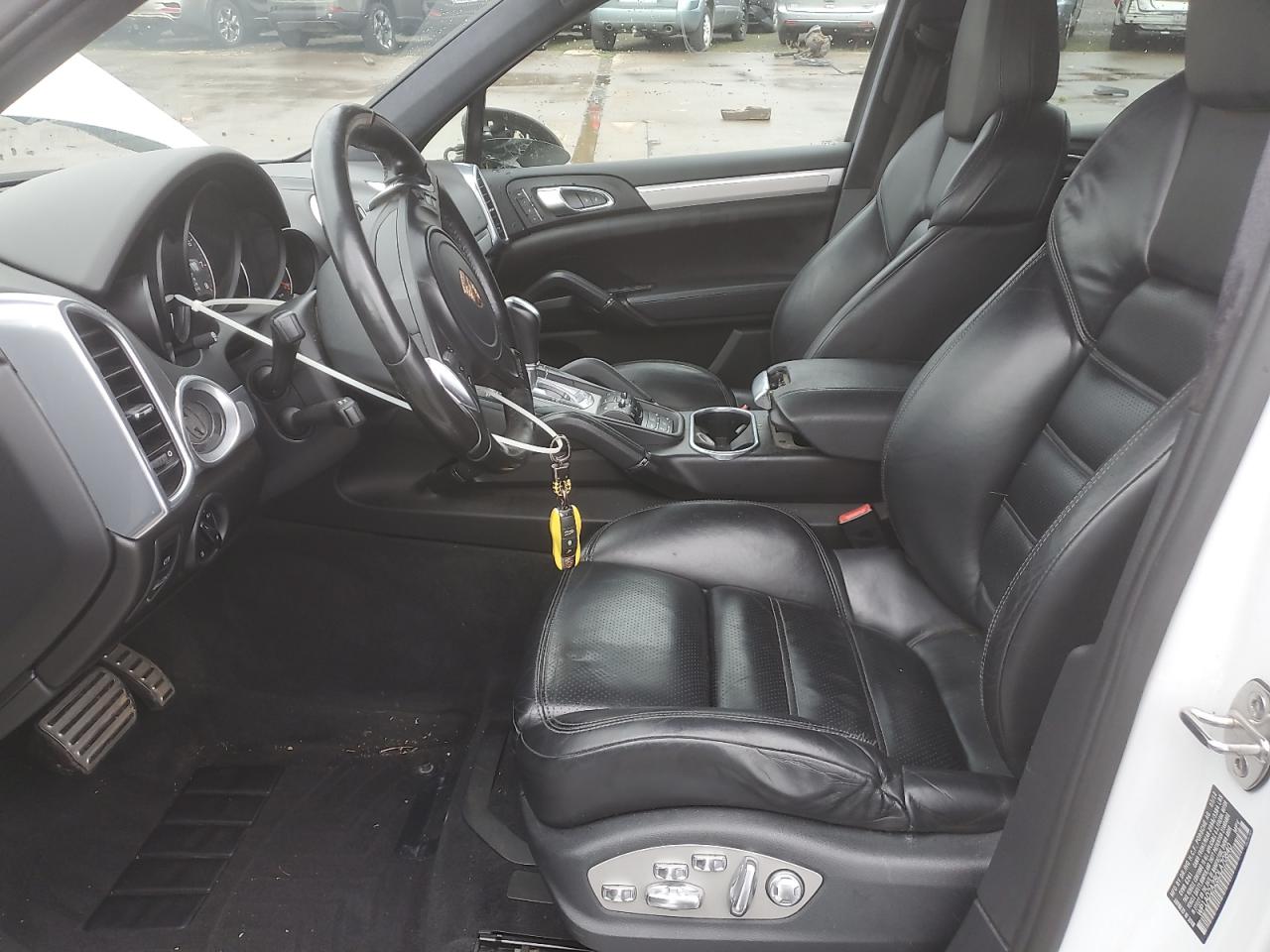 2013 Porsche Cayenne Gts VIN: WP1AD2A28DLA70840 Lot: 91743965