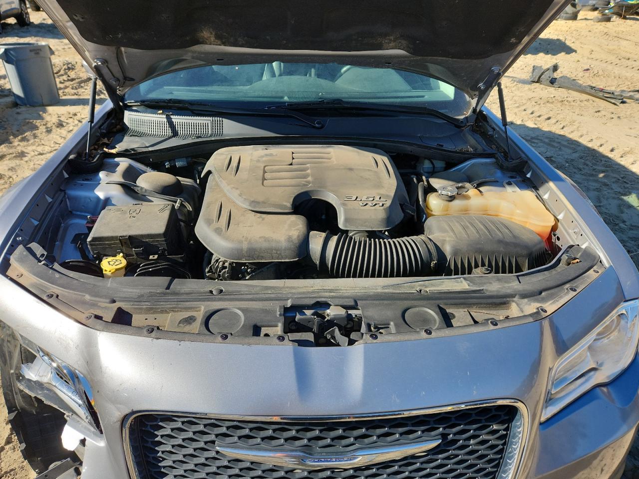 2015 Chrysler 300 Limited VIN: 2C3CCAAGXFH881885 Lot: 92362445