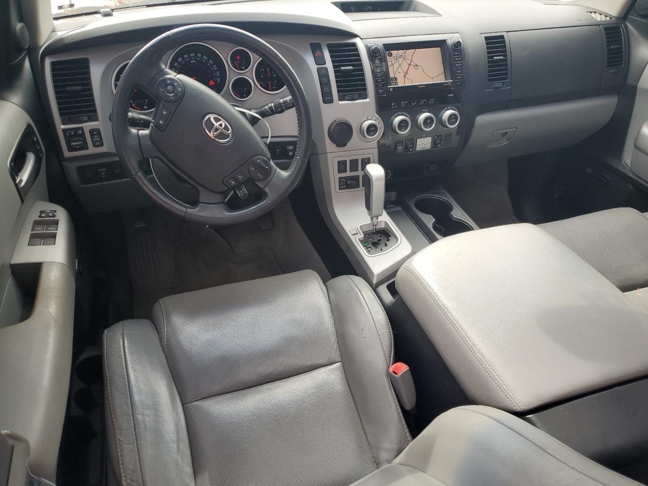 2008 Toyota Sequoia Platinum VIN: 5TDZY67A88S003920 Lot: 93390125