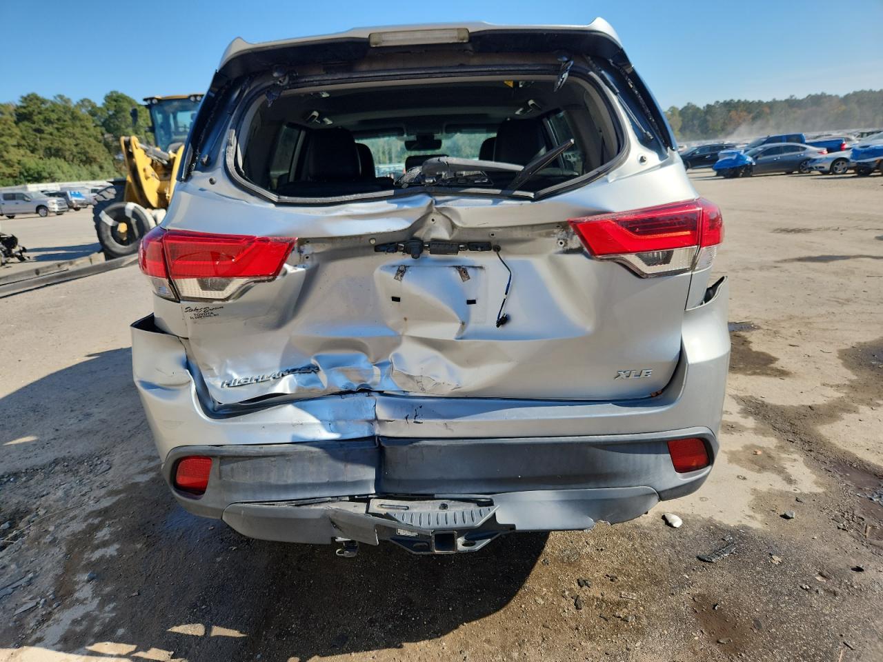 2018 Toyota Highlander Se VIN: 5TDKZRFHXJS534153 Lot: 91452015
