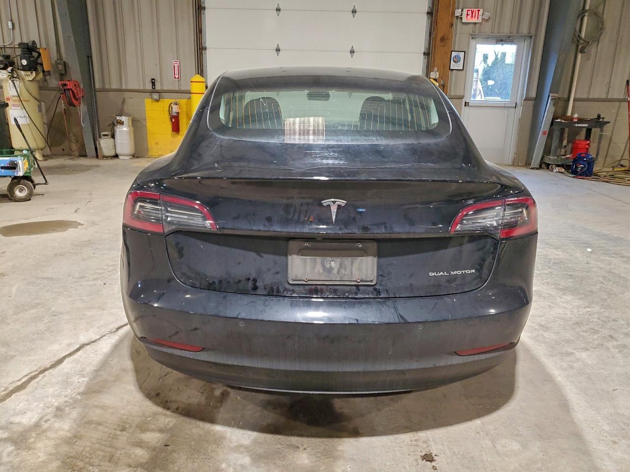 2019 Tesla Model 3 VIN: 5YJ3E1EB8KF384547 Lot: 93274155