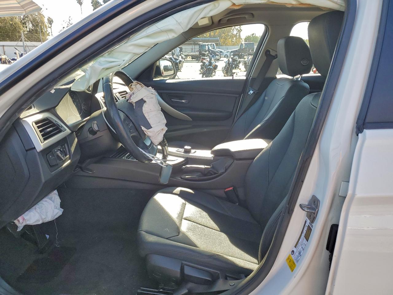 2017 BMW 320 I VIN: WBA8E1G30HNU18578 Lot: 93899875