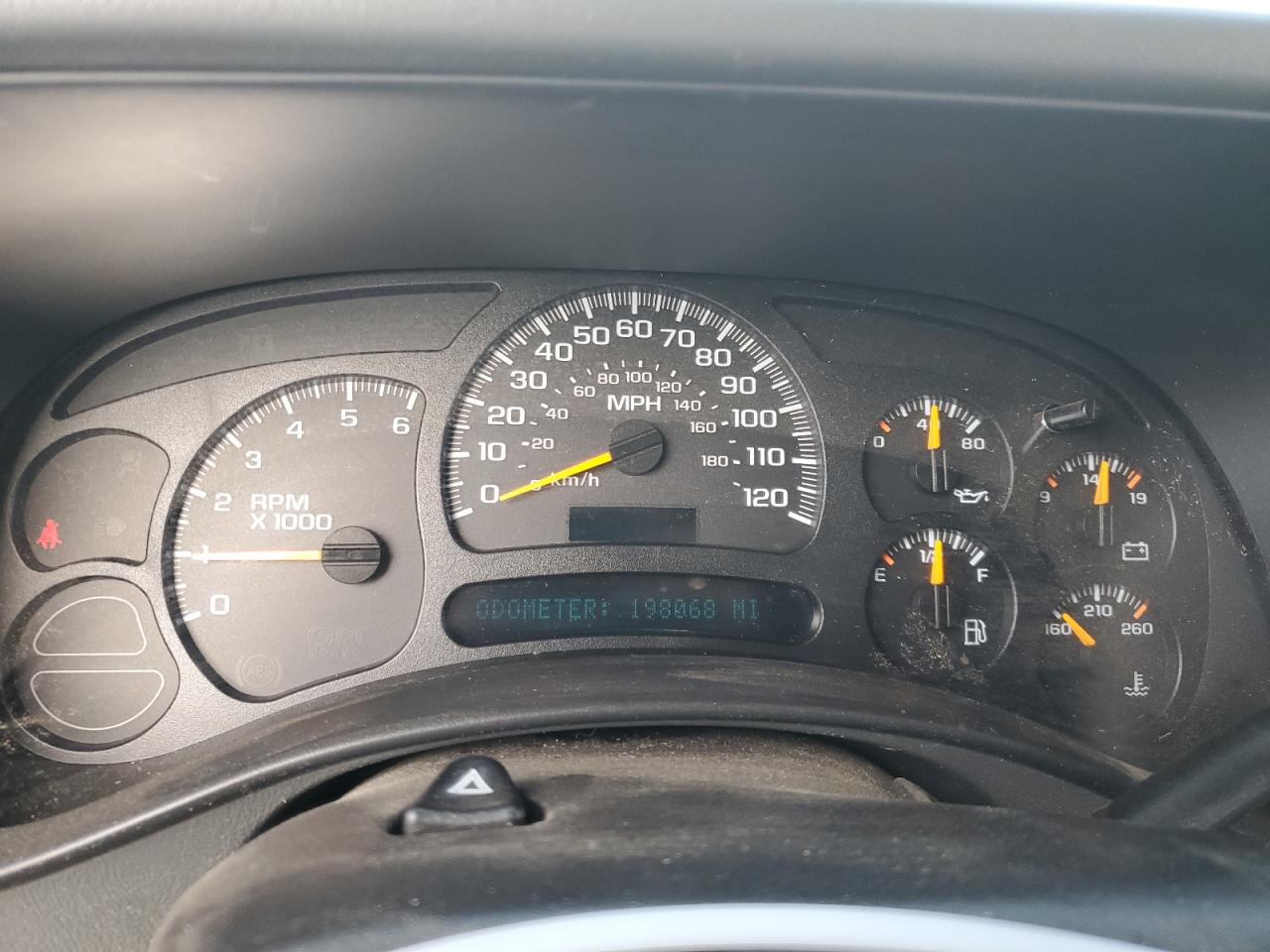 2004 Chevrolet Tahoe K1500 VIN: 1GNEK13V74J220871 Lot: 93051105