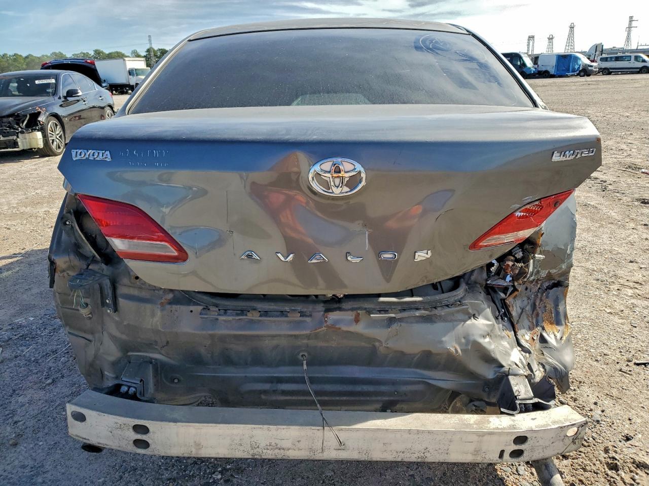 2005 Toyota Avalon Xl VIN: 4T1BK36B95U006517 Lot: 94480435