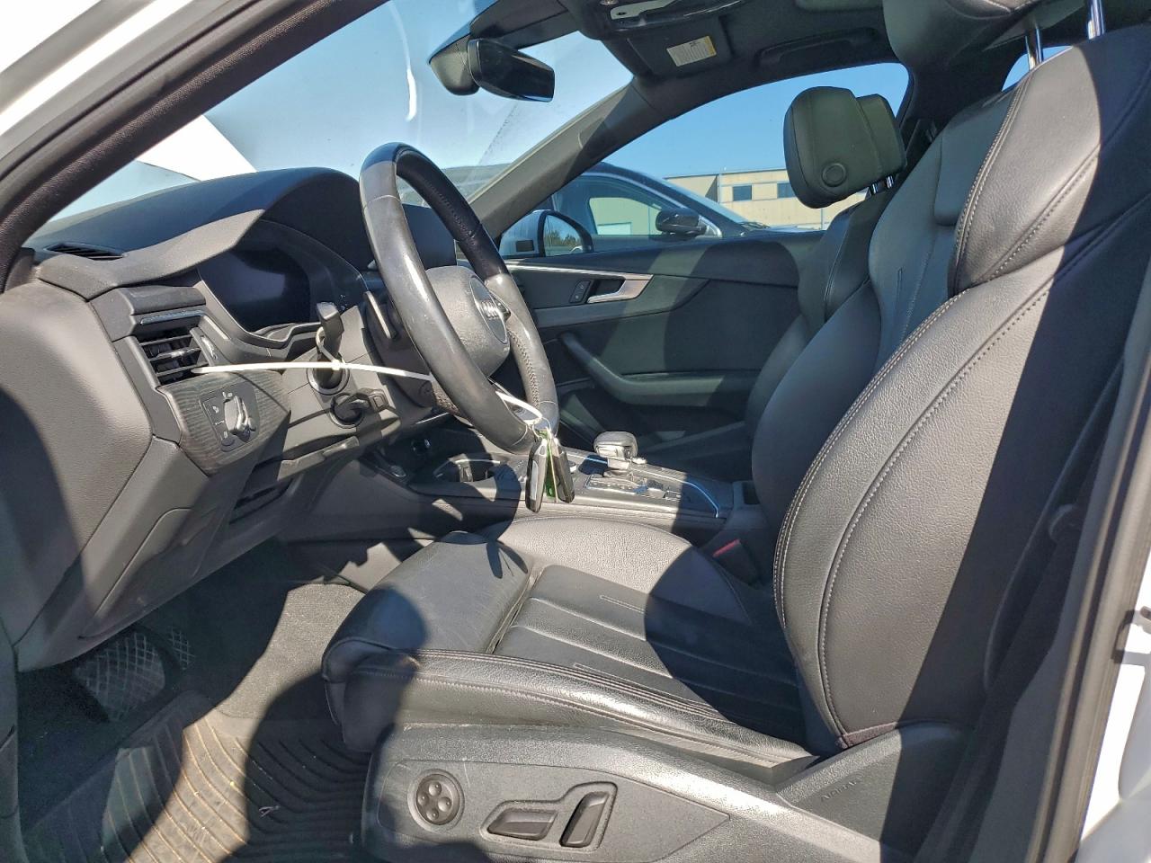 2017 Audi A4 Premium Plus VIN: WAUENAF45HN023891 Lot: 91117015