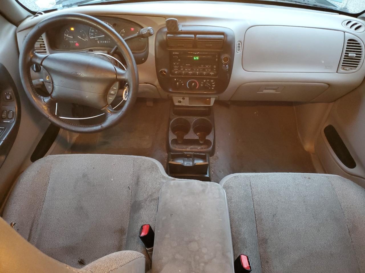 2000 Ford Ranger Super Cab VIN: 1FTYR14V2YTB17156 Lot: 92331175