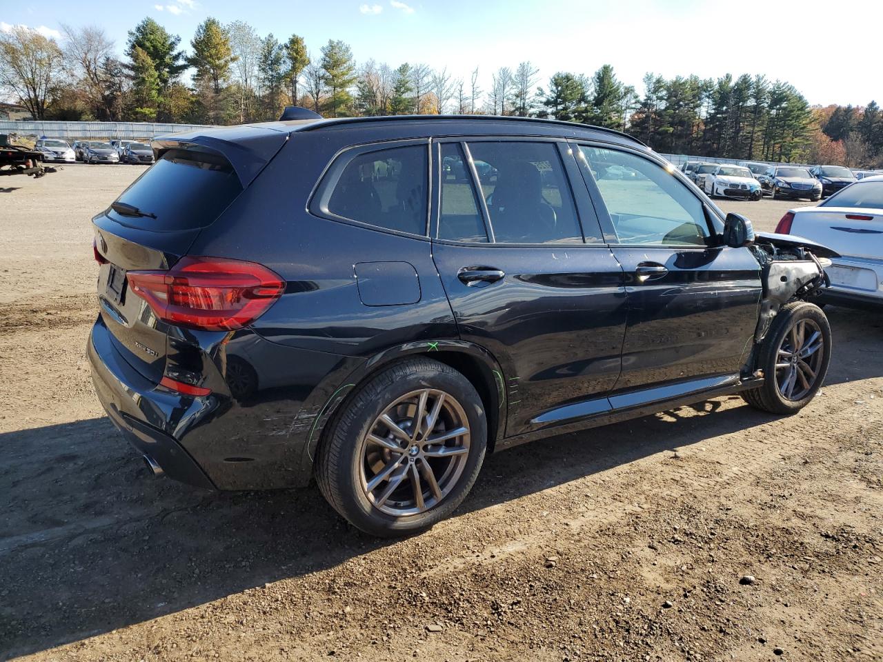 Фото: 5UXTY5C09M9E16324