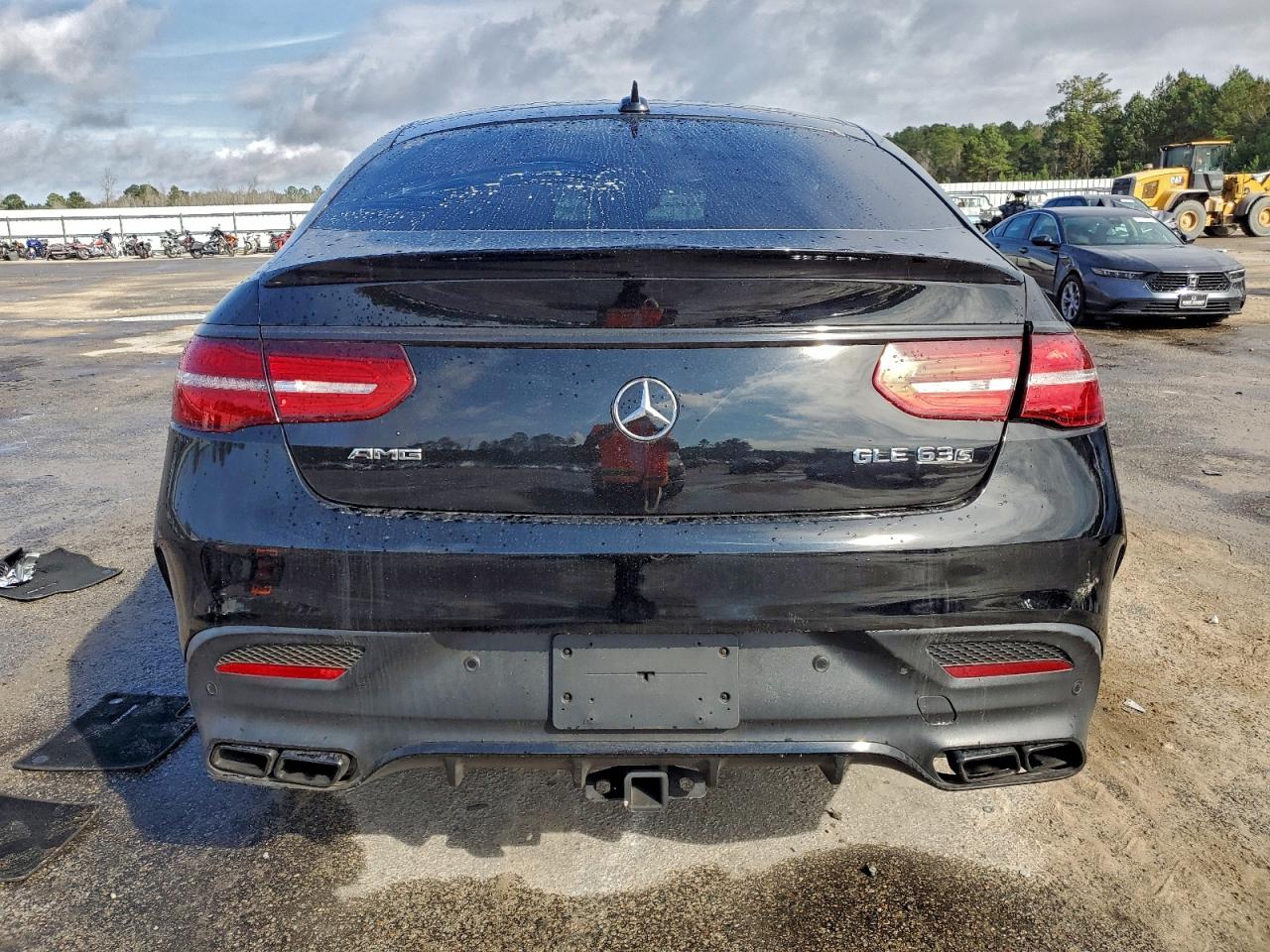 4JGED7FB9JA102058 2018 Mercedes-Benz Gle Coupe 63 Amg-S