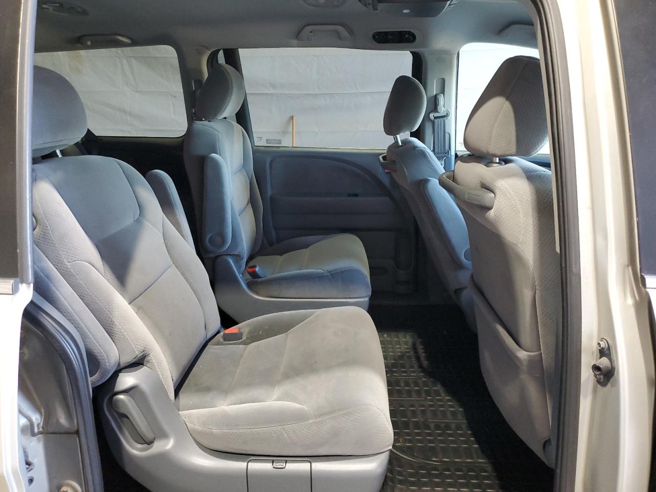 2007 Honda Odyssey Lx VIN: 5FNRL382X7B063219 Lot: 93319935