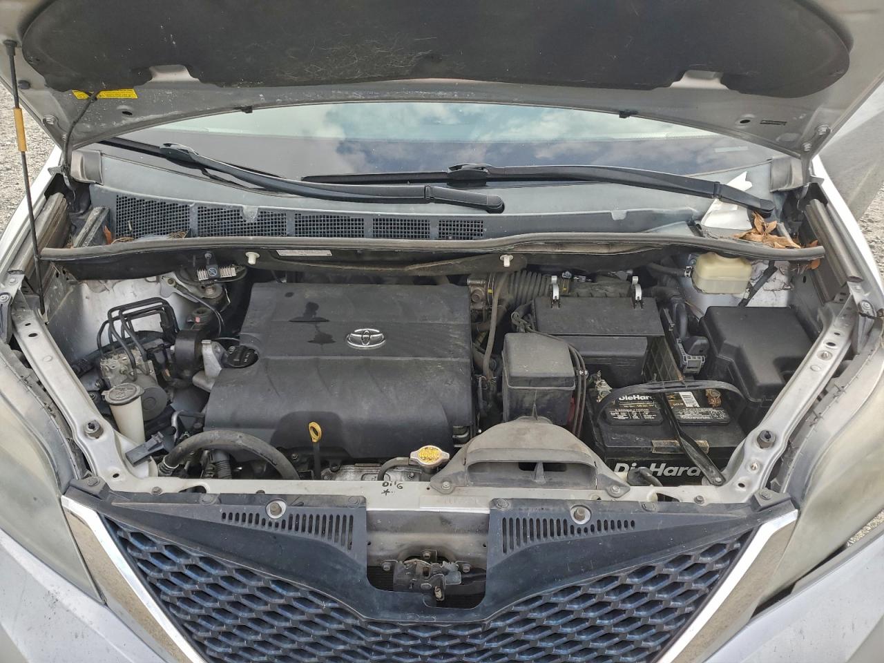 2015 Toyota Sienna Sport VIN: 5TDXK3DC9FS644343 Lot: 94043975