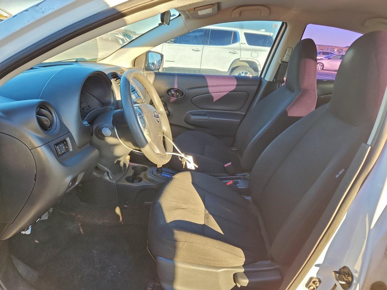 2017 Nissan Versa S VIN: 3N1CN7AP4HL862156 Lot: 94295145