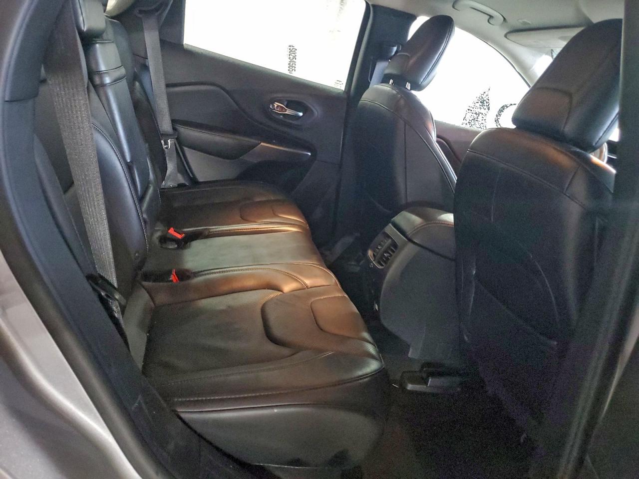 2019 Jeep Cherokee Limited VIN: 1C4PJMDX5KD394150 Lot: 93458215