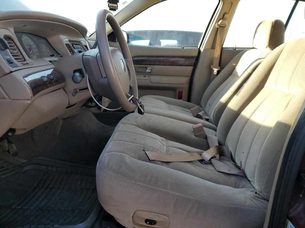 2005 Mercury Grand Marquis Gs VIN: 2MEFM74W65X652487 Lot: 92670195