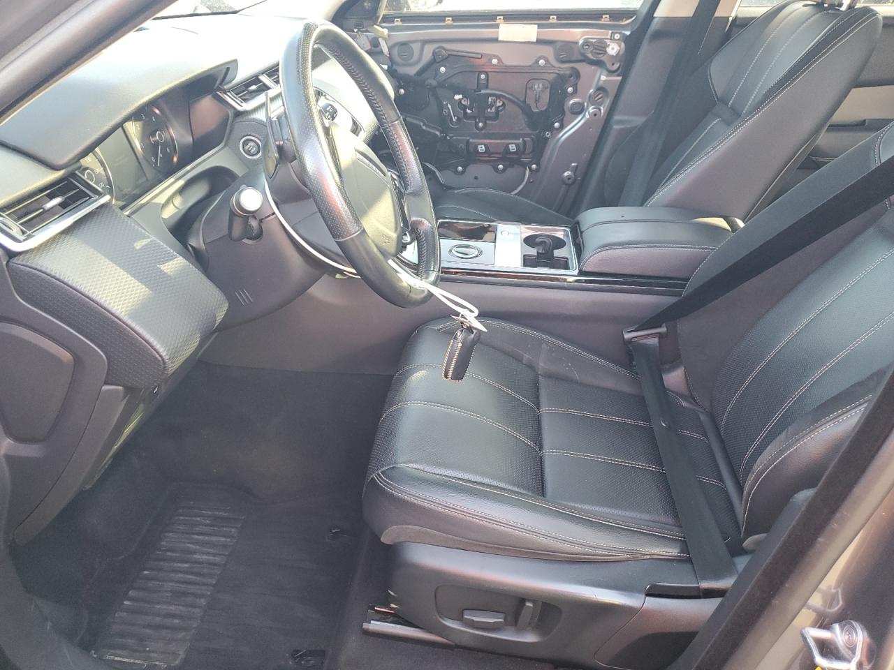 2018 Land Rover Range Rover Velar S VIN: SALYB2RN4JA724169 Lot: 91547785