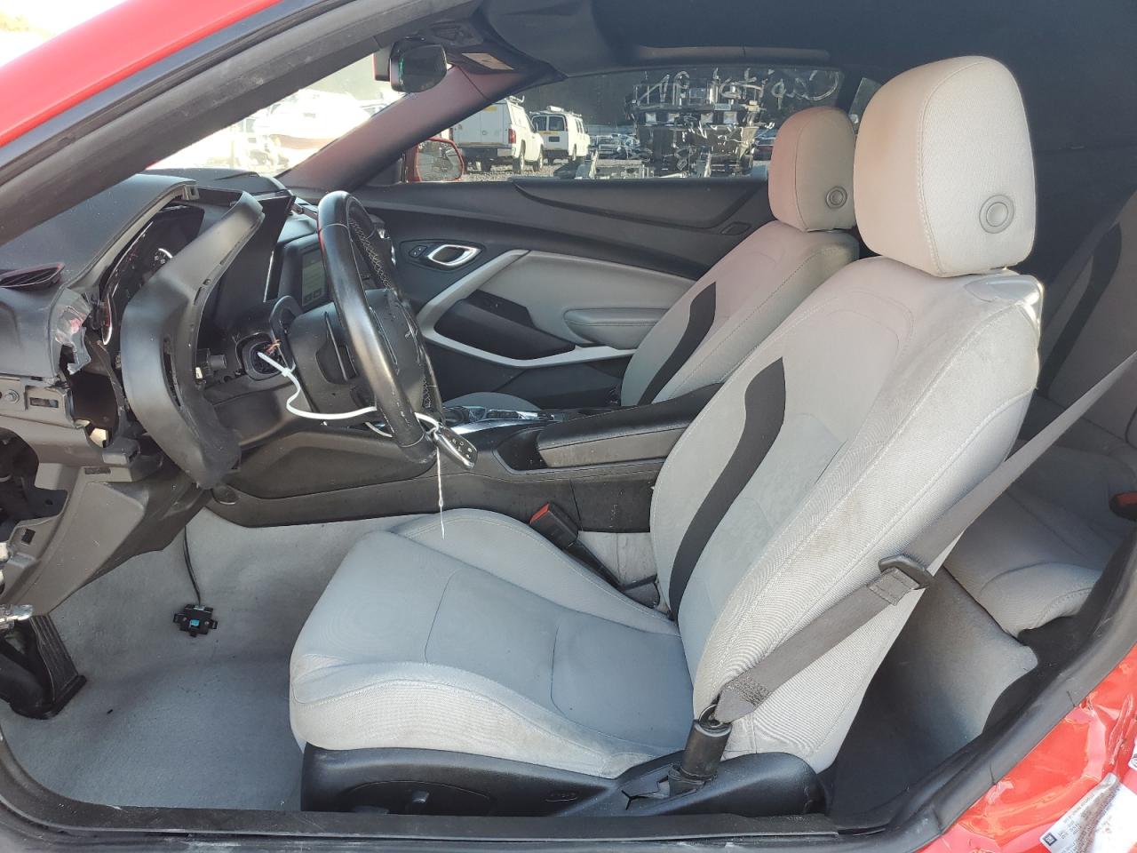 2018 Chevrolet Camaro Lt VIN: 1G1FB3DS9J0161751 Lot: 92951005