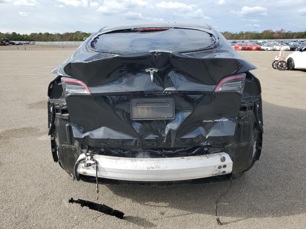 2021 Tesla Model Y VIN: 5YJYGDEE2MF141766 Lot: 92433805