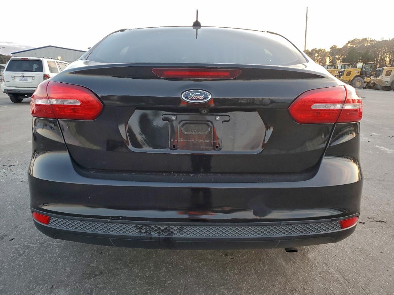 2016 Ford Focus Se VIN: 1FADP3F2XGL271671 Lot: 94609625