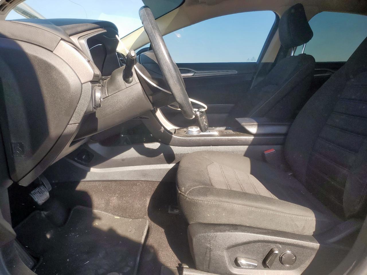 2020 Ford Fusion Se VIN: 3FA6P0HD2LR245423 Lot: 90727565