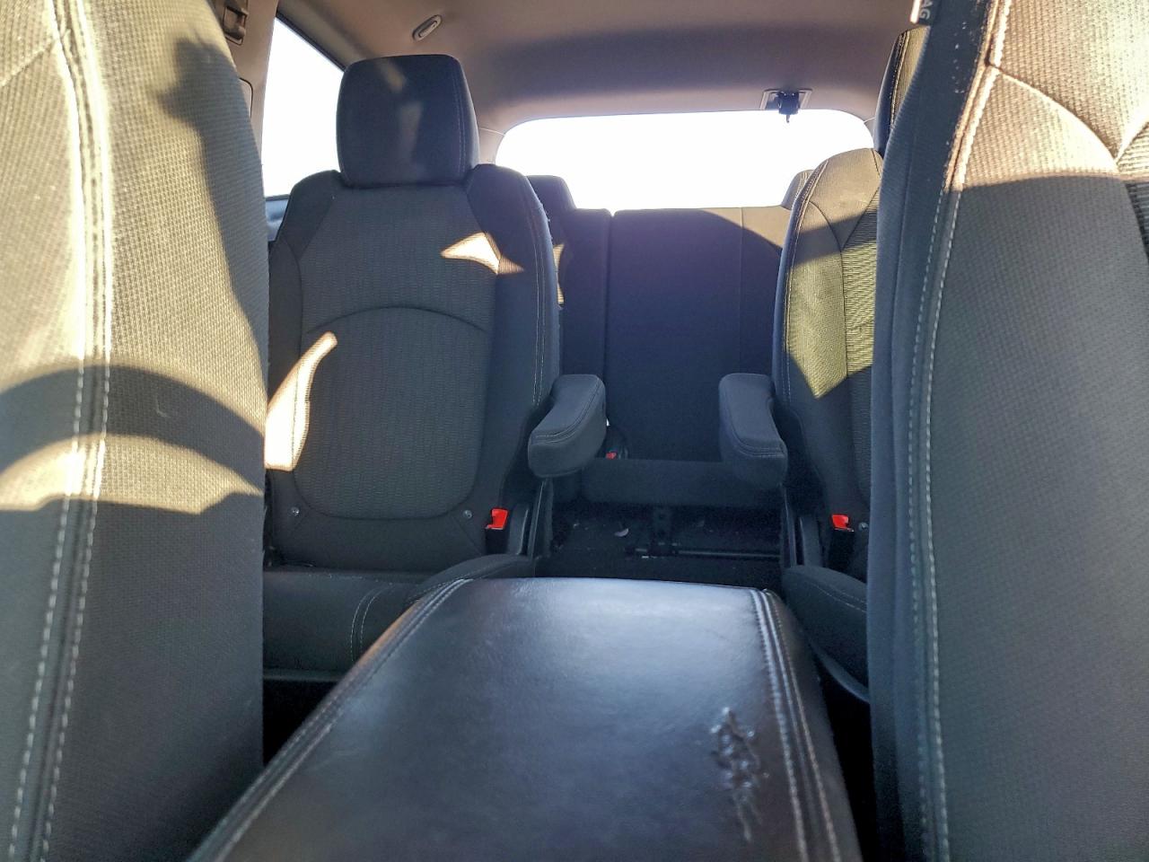 2015 Chevrolet Traverse Lt VIN: 1GNKRHKD1FJ161657 Lot: 94286745